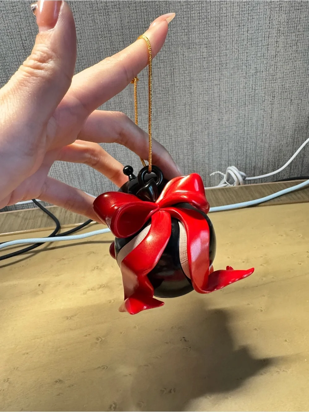 POP MART Apple of My Eye Ornament-Whisper a Wish